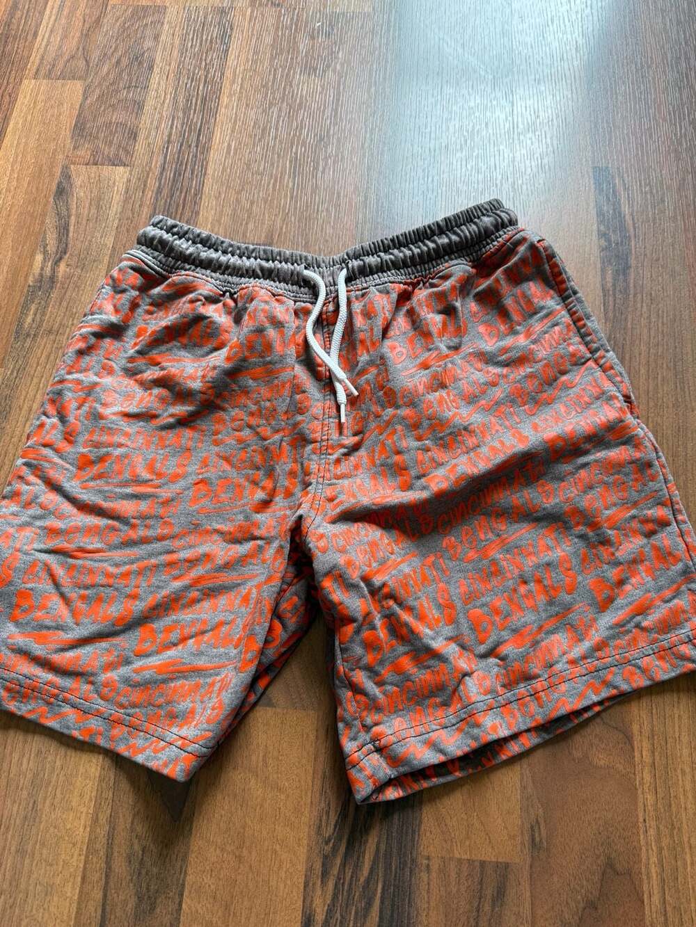 NFL Cincinnati Bengals Youth All-Over Print Sweat Shorts Size M 10/12